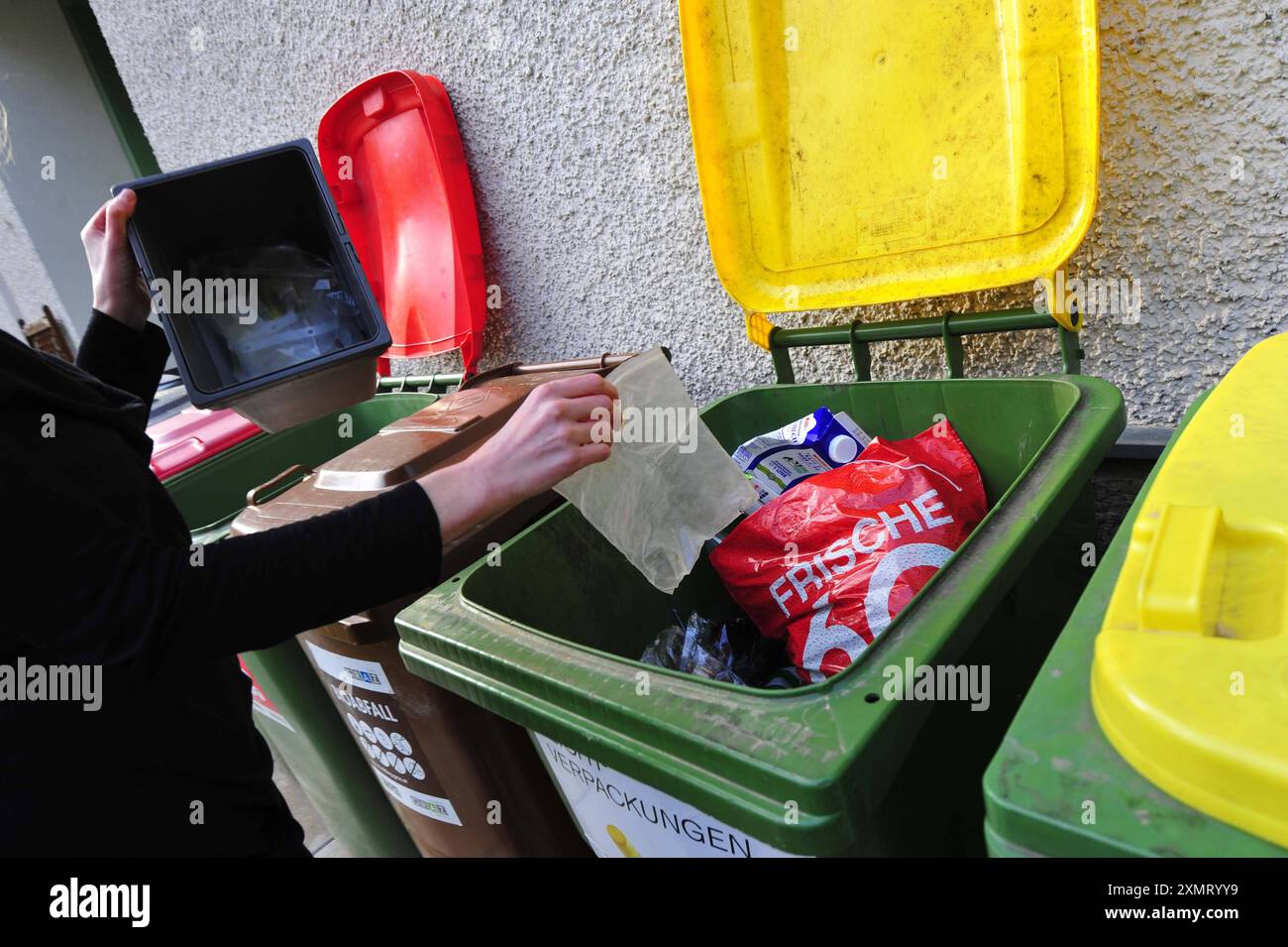 plastic waste and its recycling reducing pollution plastic waste and ...