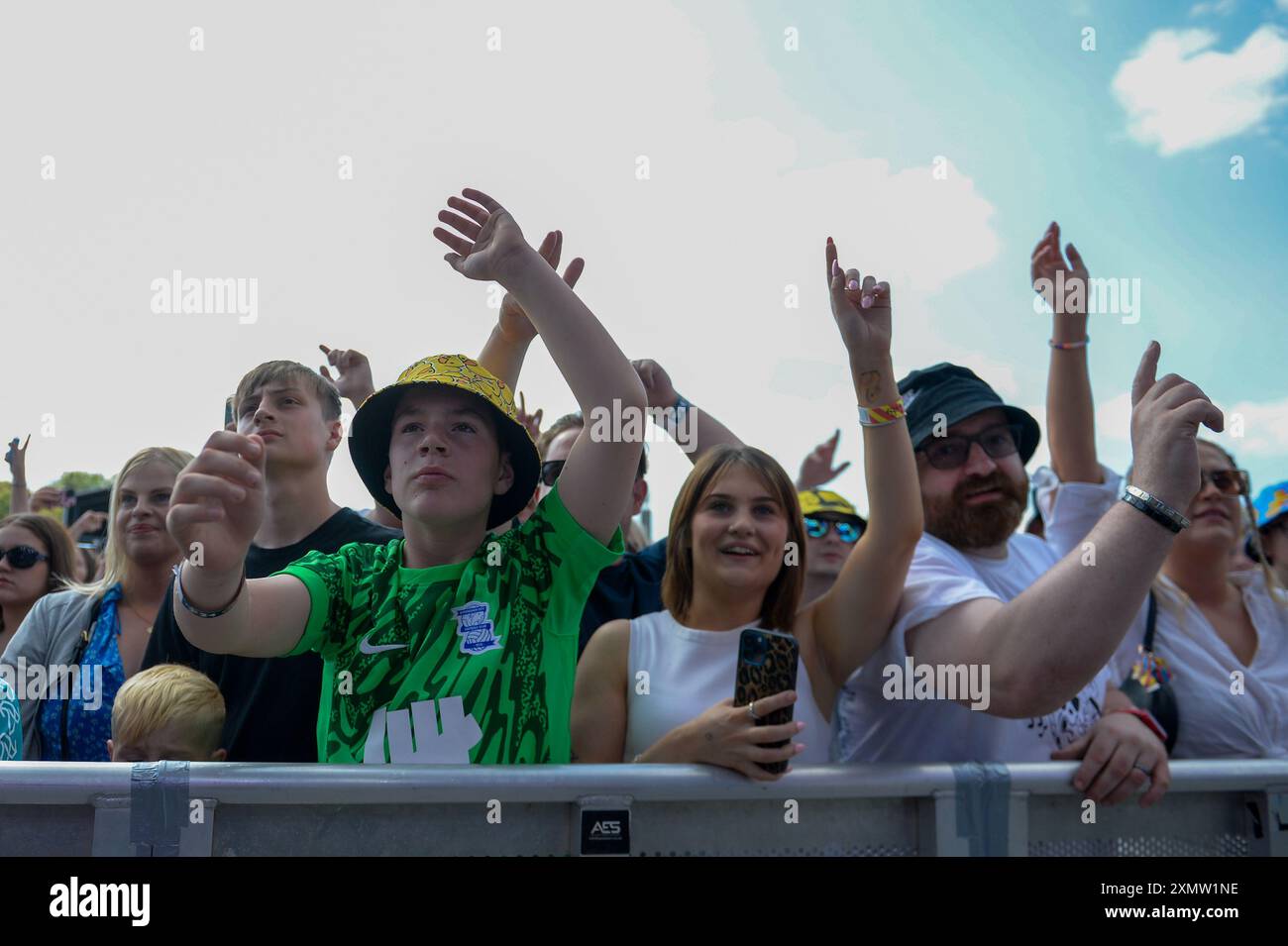 Tramlines sheffield 2024 hires stock photography and images Alamy