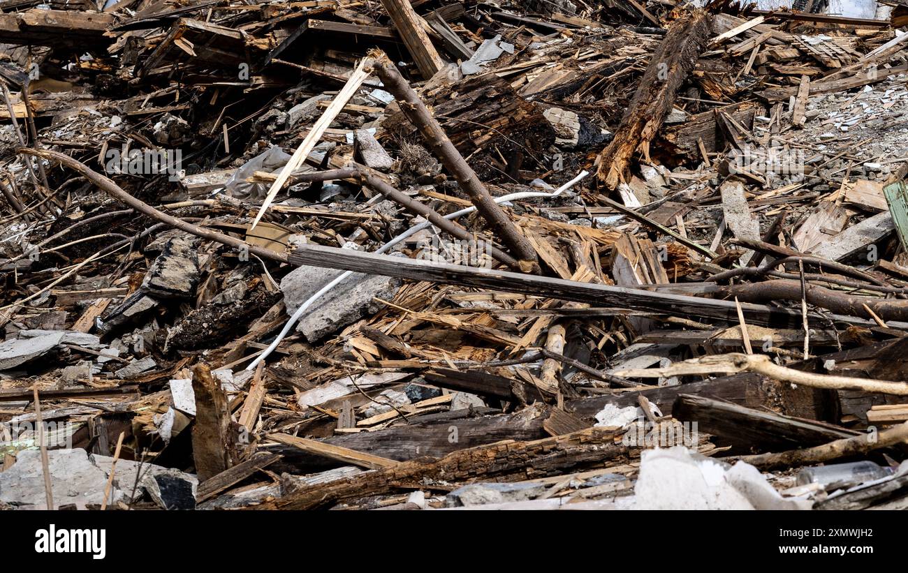 Demolition tornado storm damaged house hi-res stock photography and ...