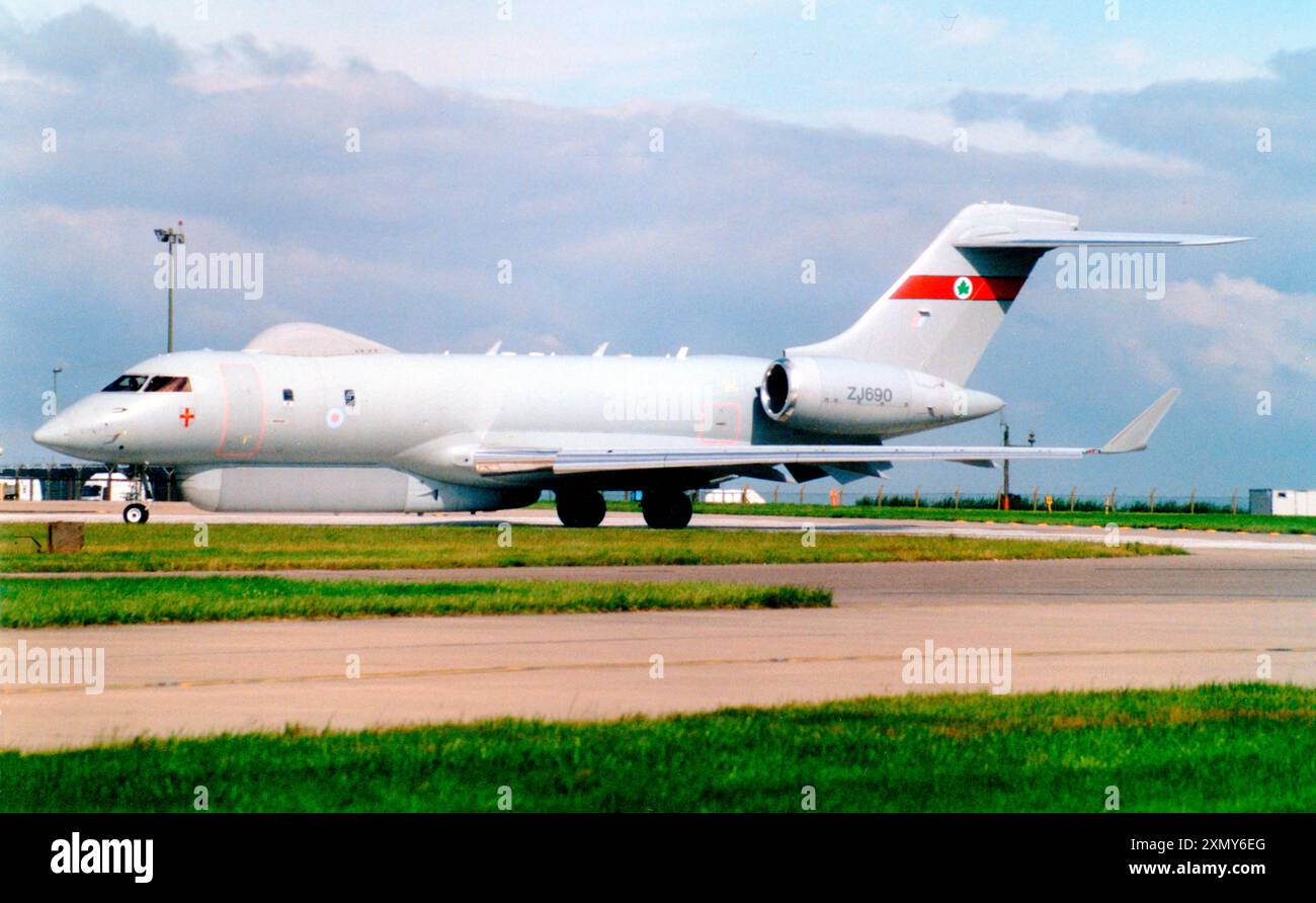 Bombardier sentinel r 1 hi-res stock photography and images - Alamy
