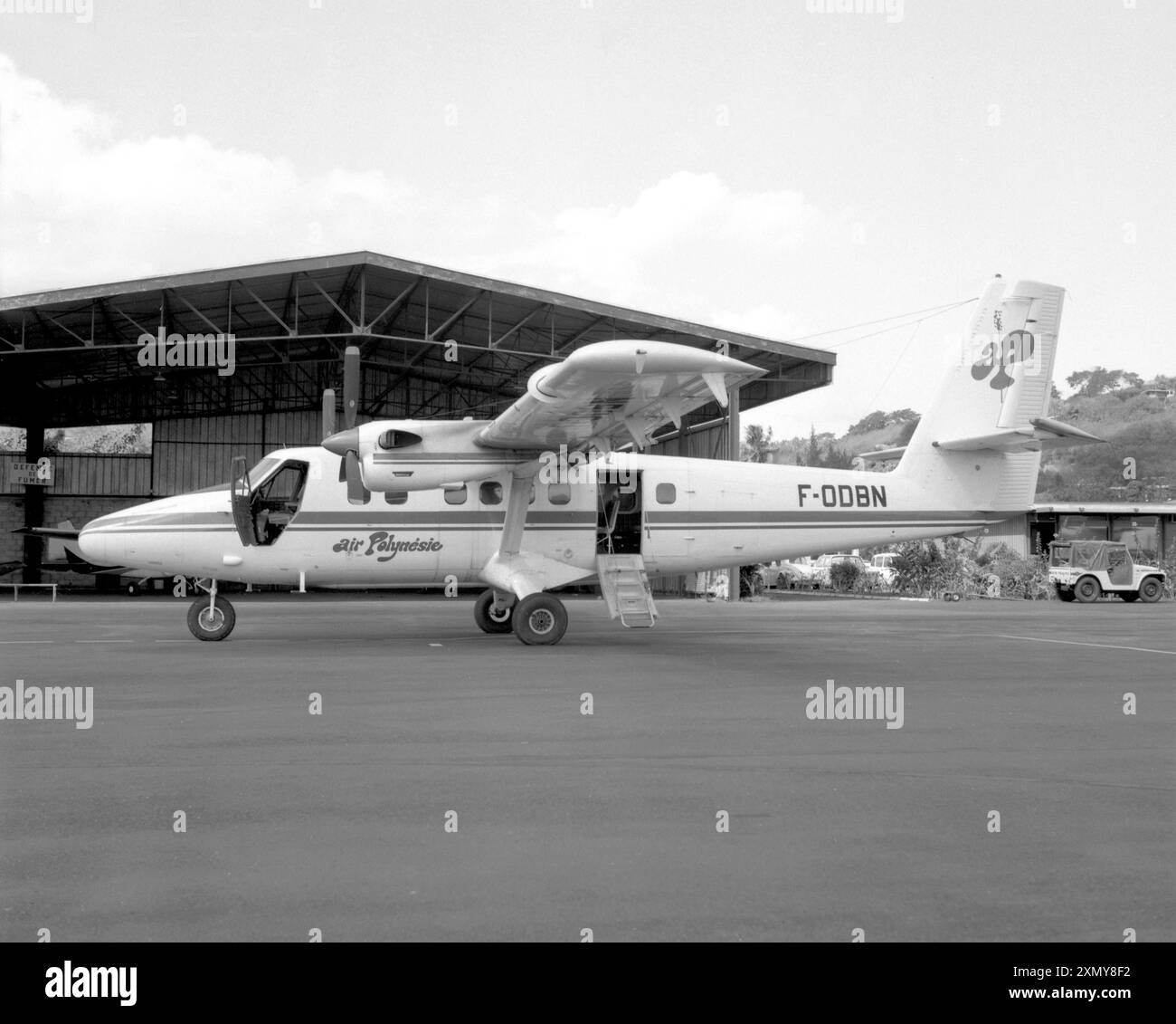 de Havilland Canada DHC-6 Twin Otter F-ODBN Stock Photo - Alamy