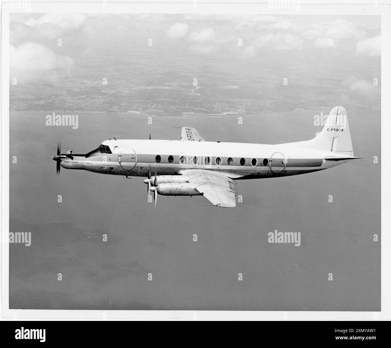 Vickers Viscount C-FTID-X Stock Photo - Alamy