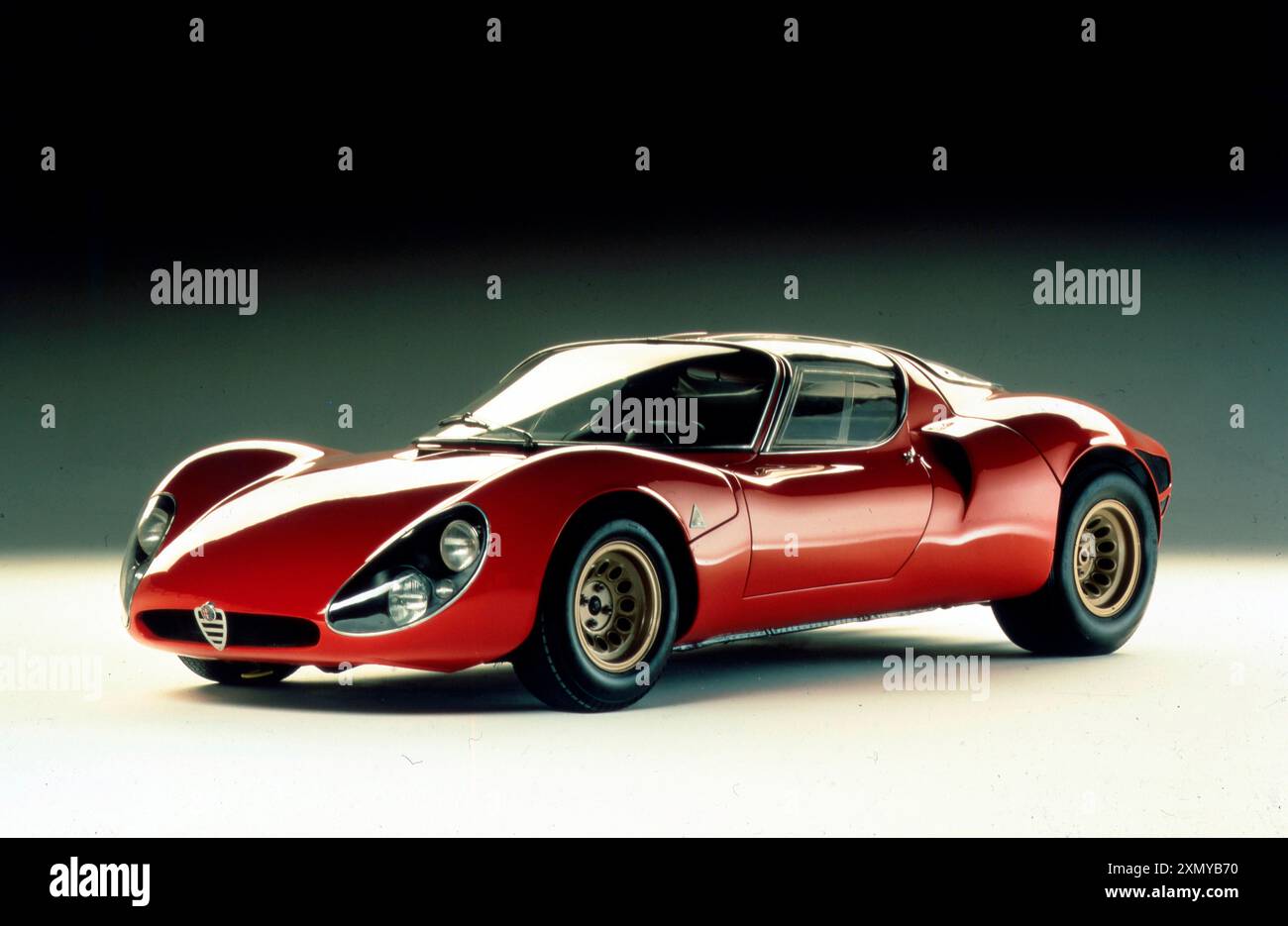 Alfa romeo 33 hi-res stock photography and images - Alamy
