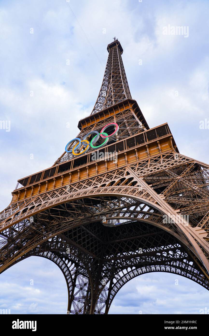 Giant LED Olympic rings on the Eiffel Tower for the Paris 2024 summer Olympics Stock Photo