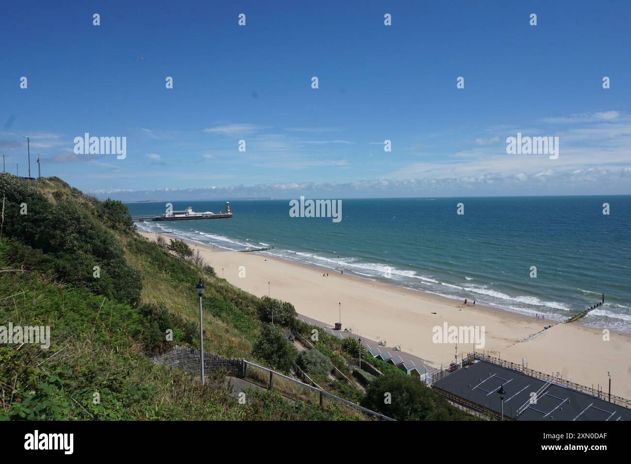 Quiet beach view hi-res stock photography and images - Alamy