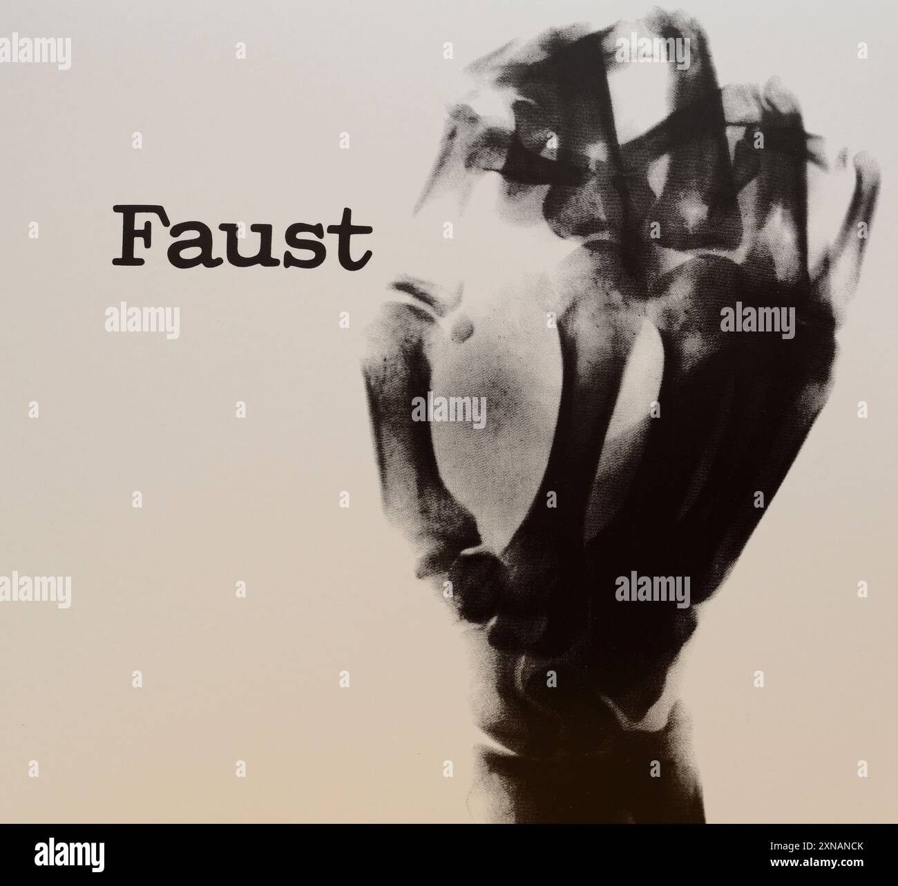 Vintage vinyl record hi-res stock photography and images - Alamy