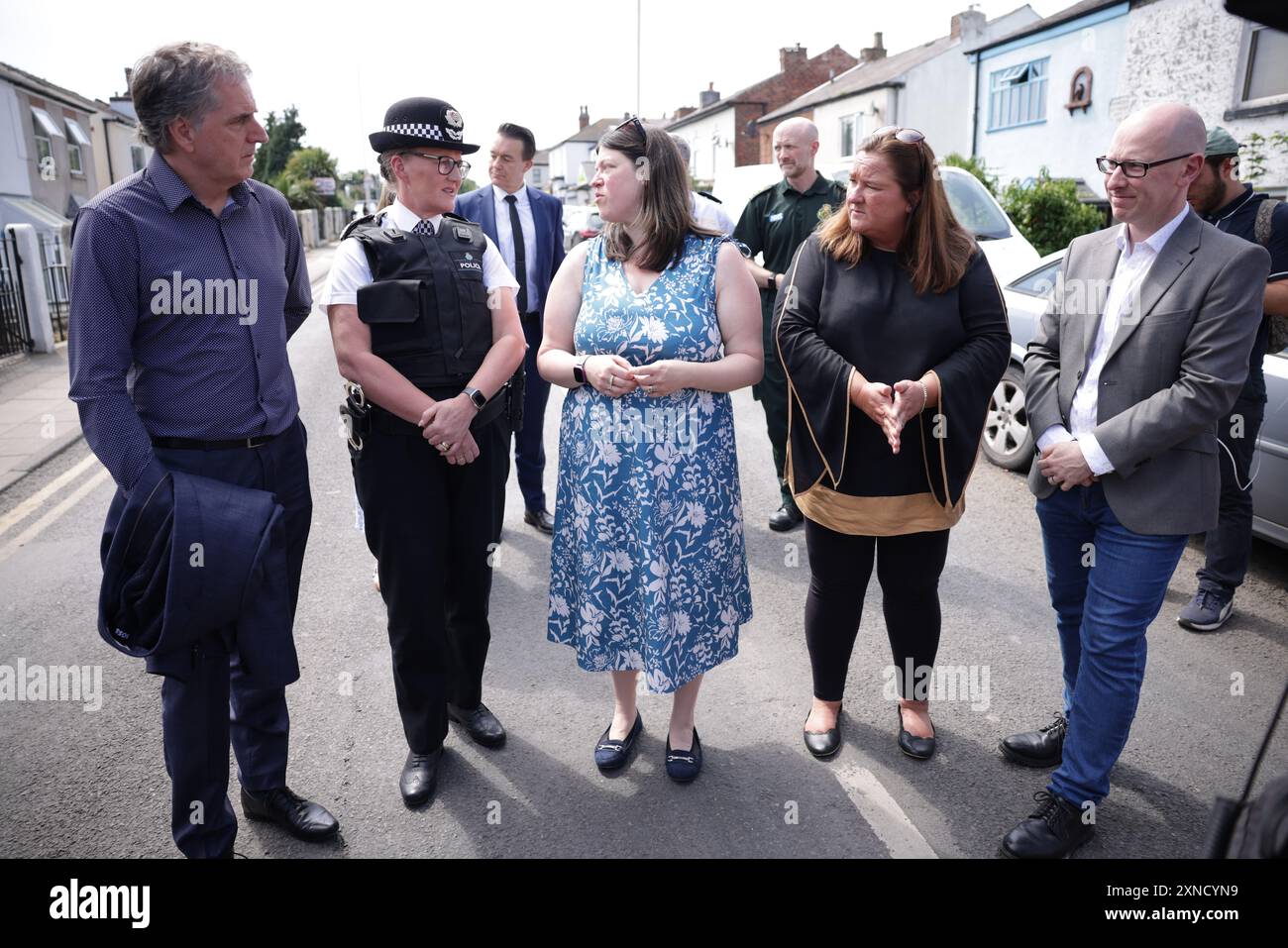 Why isn't Amy Jo Johnson in 'Power Rangers' reunion special? - Los Angeles  Times, image size:1300x957