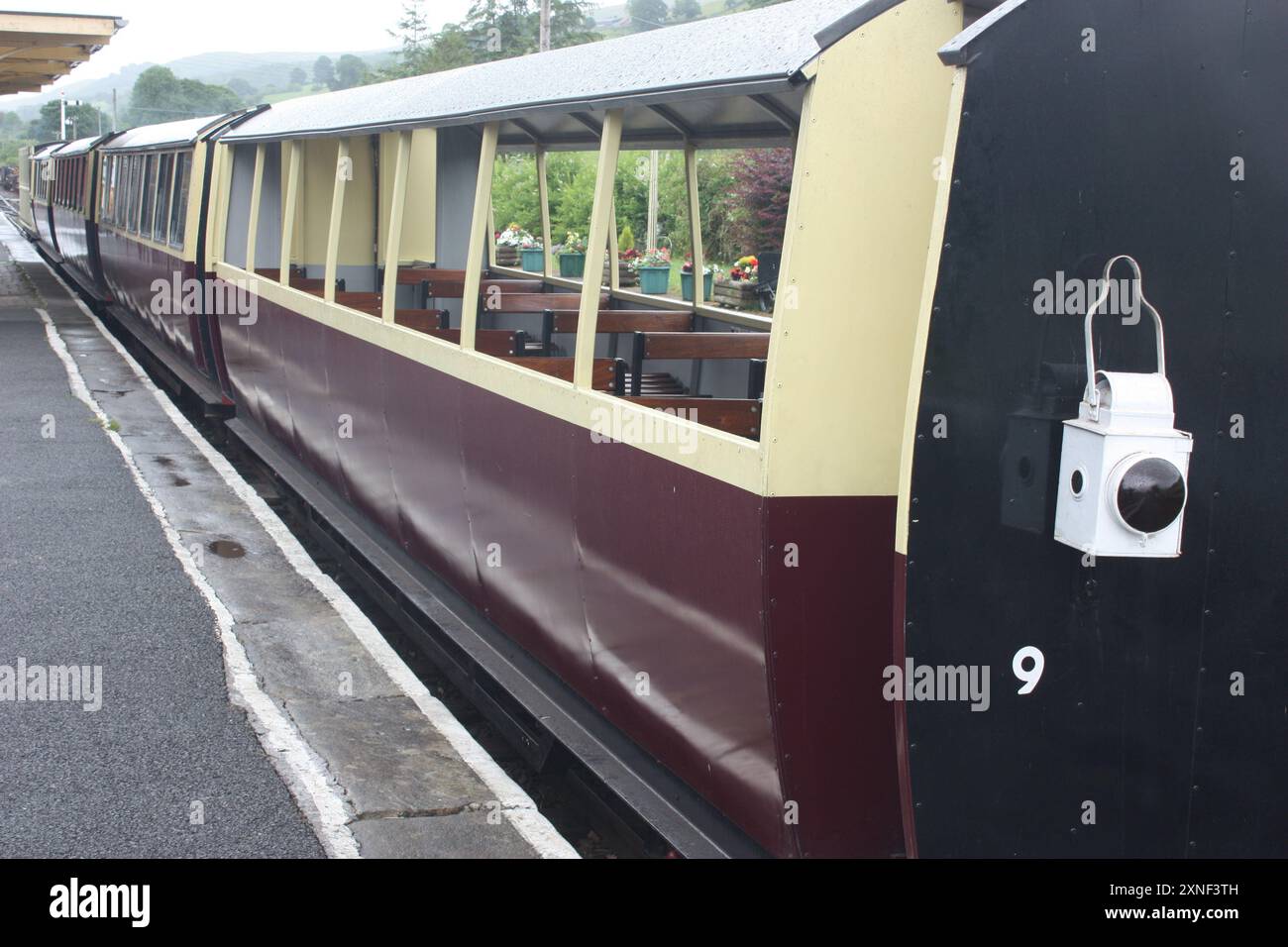 Carriage at the Llanuwchllyn station on the Bala Lake railway, Wales, UK Stock Photo