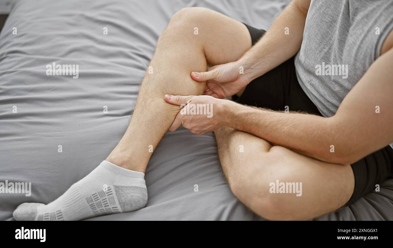 Calf cramp hi-res stock photography and images - Alamy
