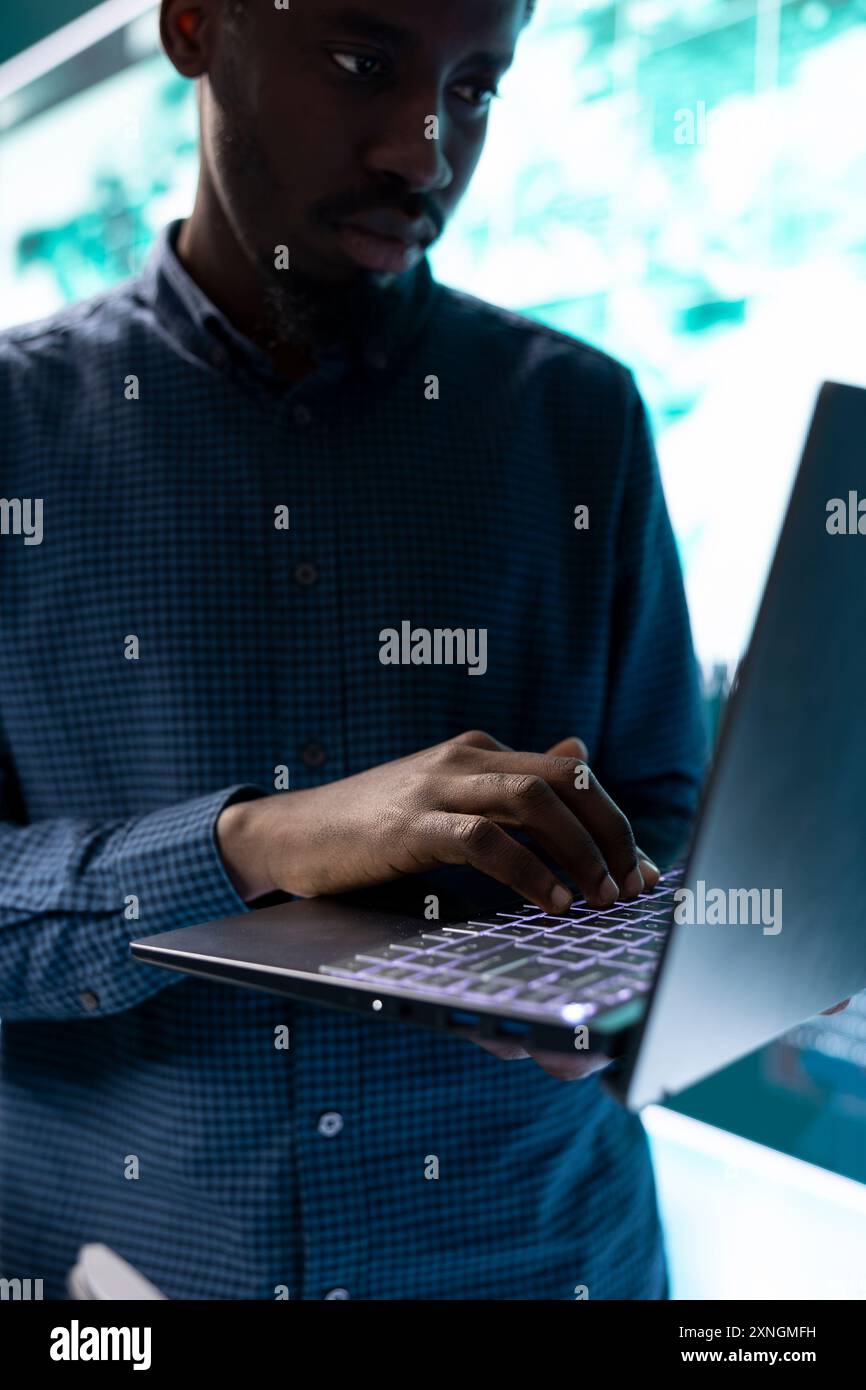 The cyber operations team hi-res stock photography and images - Alamy
