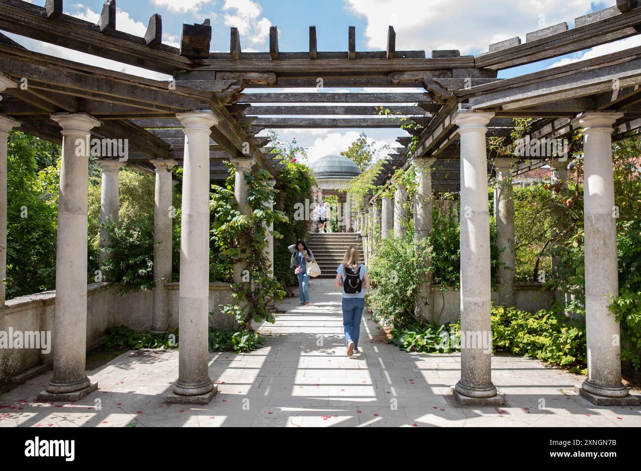The Hill Garden and Pergola, Hampstead Heath, London, Uk Stock Photo ...