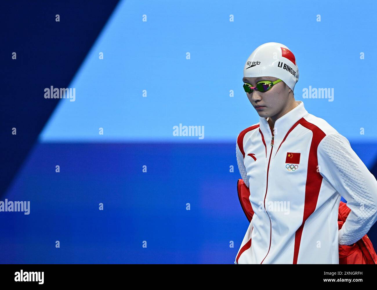 Paris, France. 31st July, 2024. Li Bingjie of China prepares before the ...
