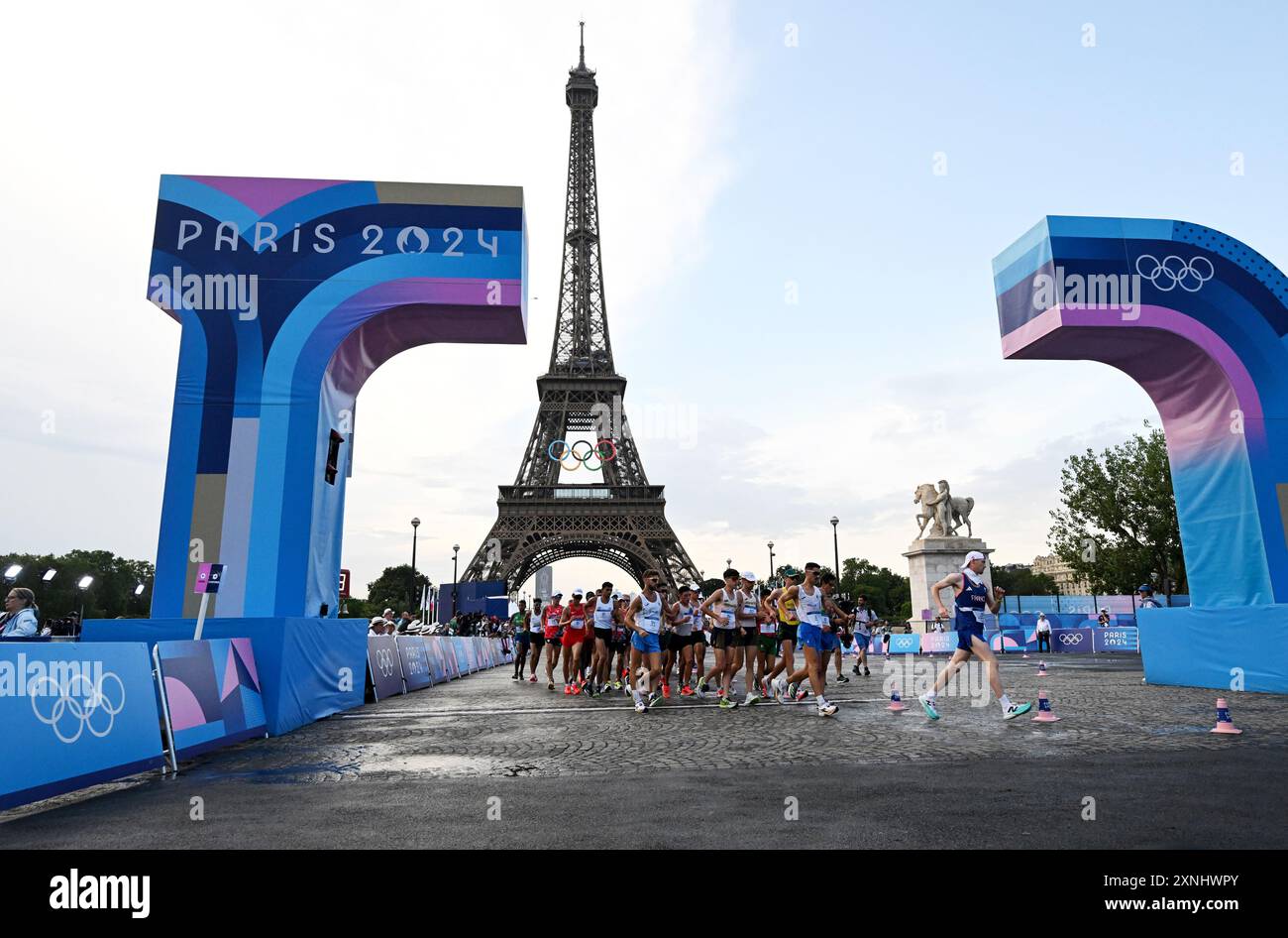 20 km race walk paris 2024 hi-res stock photography and images - Alamy