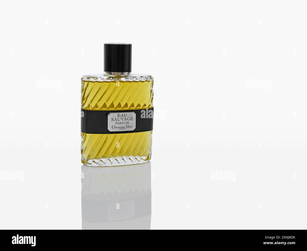Eau sauvage dior hi res stock photography and images Alamy