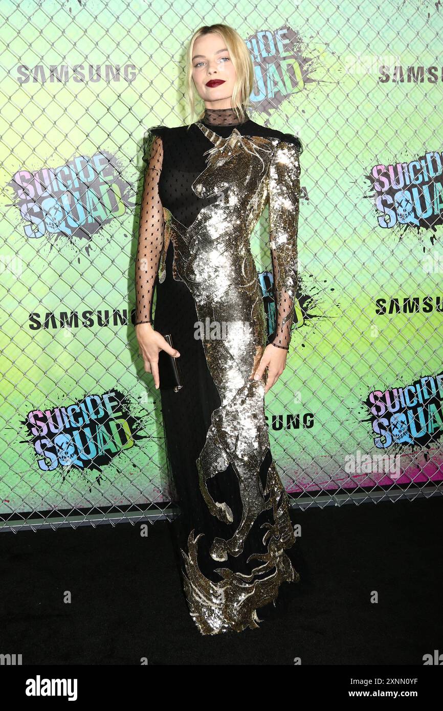 Margot Robbie attends the premiere of "Suicide Squad" at the Beacon Theatre  in New York Stock Photo - Alamy
