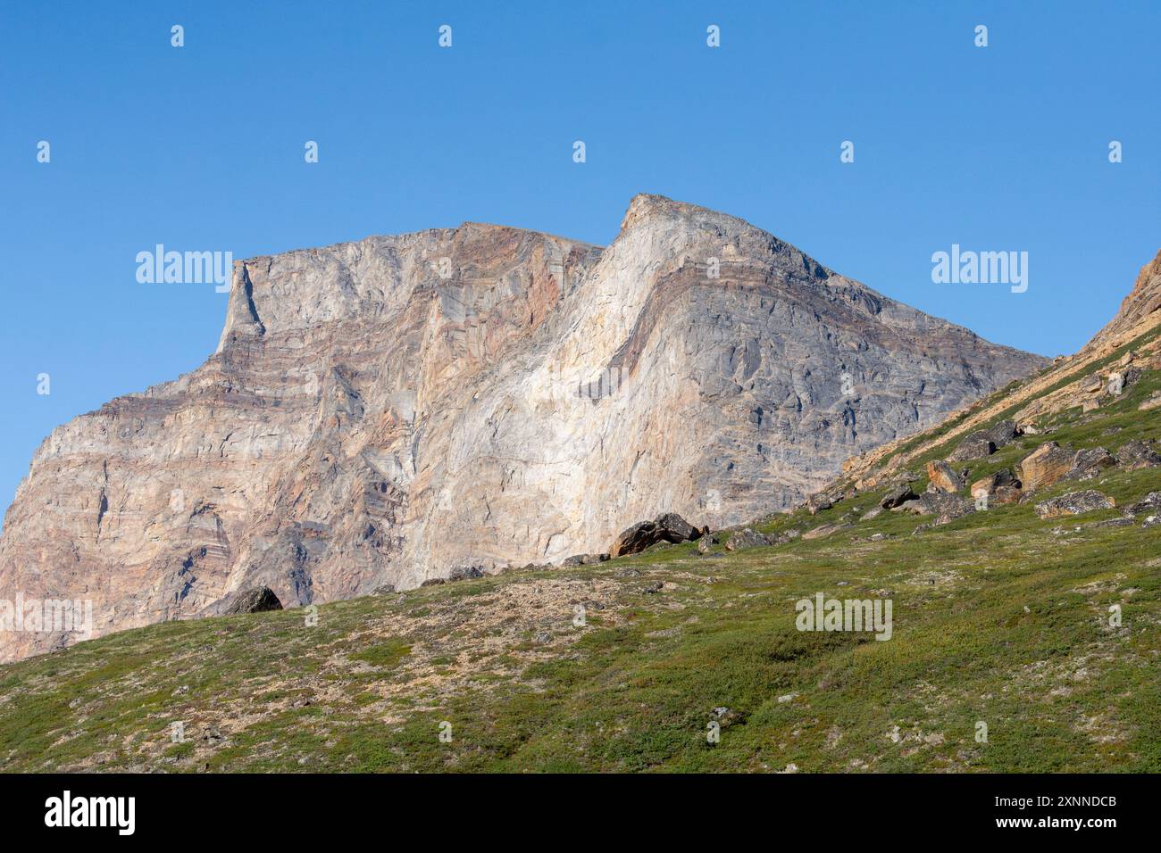 Folded rock canada hi-res stock photography and images - Alamy