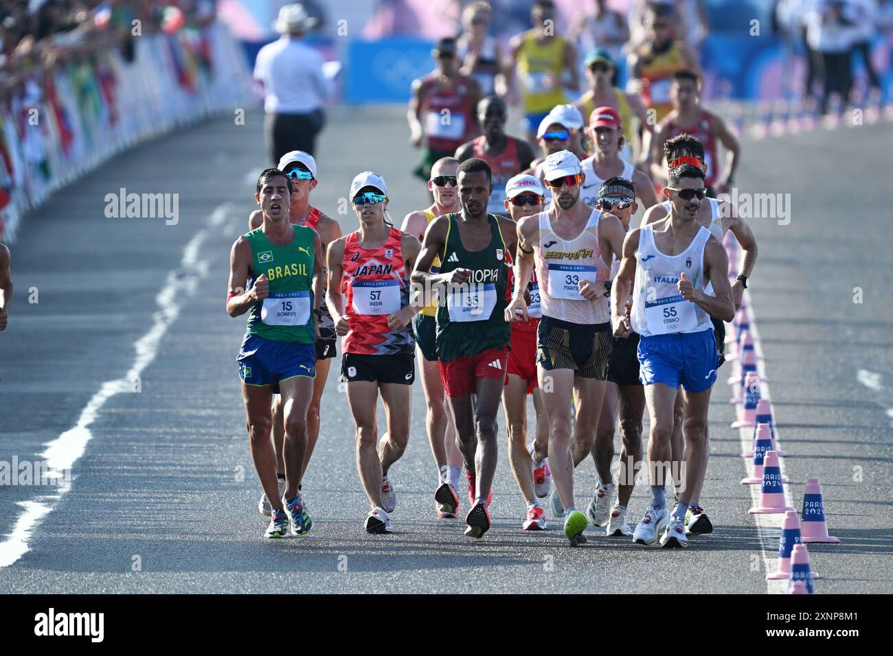 Race walk at the paris 2024 hires stock photography and images Alamy