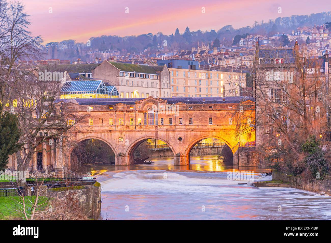 Pulteney Bridge spanning the River Avon, in Bath England, UNESCO World ...