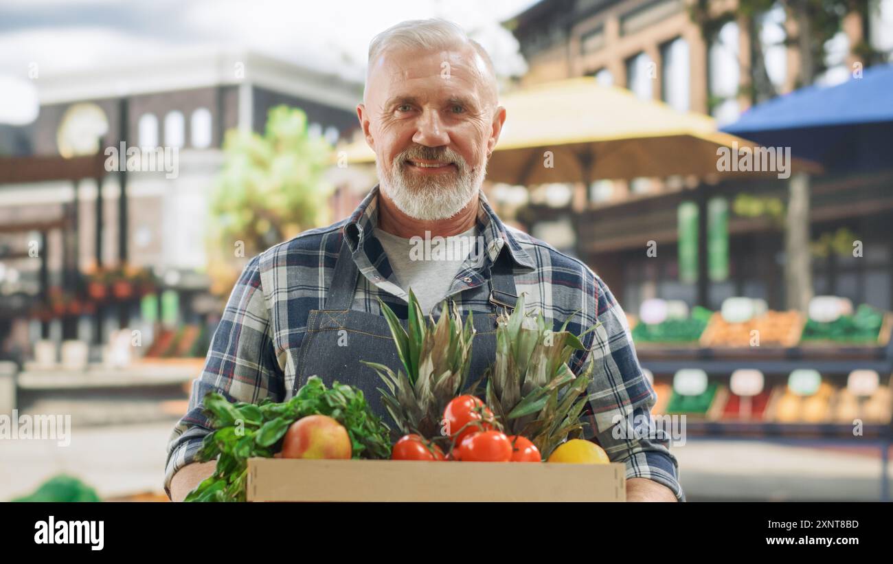 Old man stand beard hi-res stock photography and images - Alamy