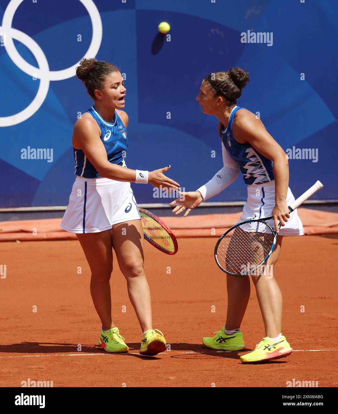 Paris, France. 02nd Aug, 2024. Italy's Jasmine Paolini and Sara Errani react in their Women's Doubles Semi-Final match against Czech Linda Noskova and Carolina Muchova at Roland Garros on the seventh day of the Paris Olympics on Friday, August 02, 2024.Italy won the match 6-3, 6-2. Photo by Hugo Philpott/UPI Credit: UPI/Alamy Live News Stock Photo