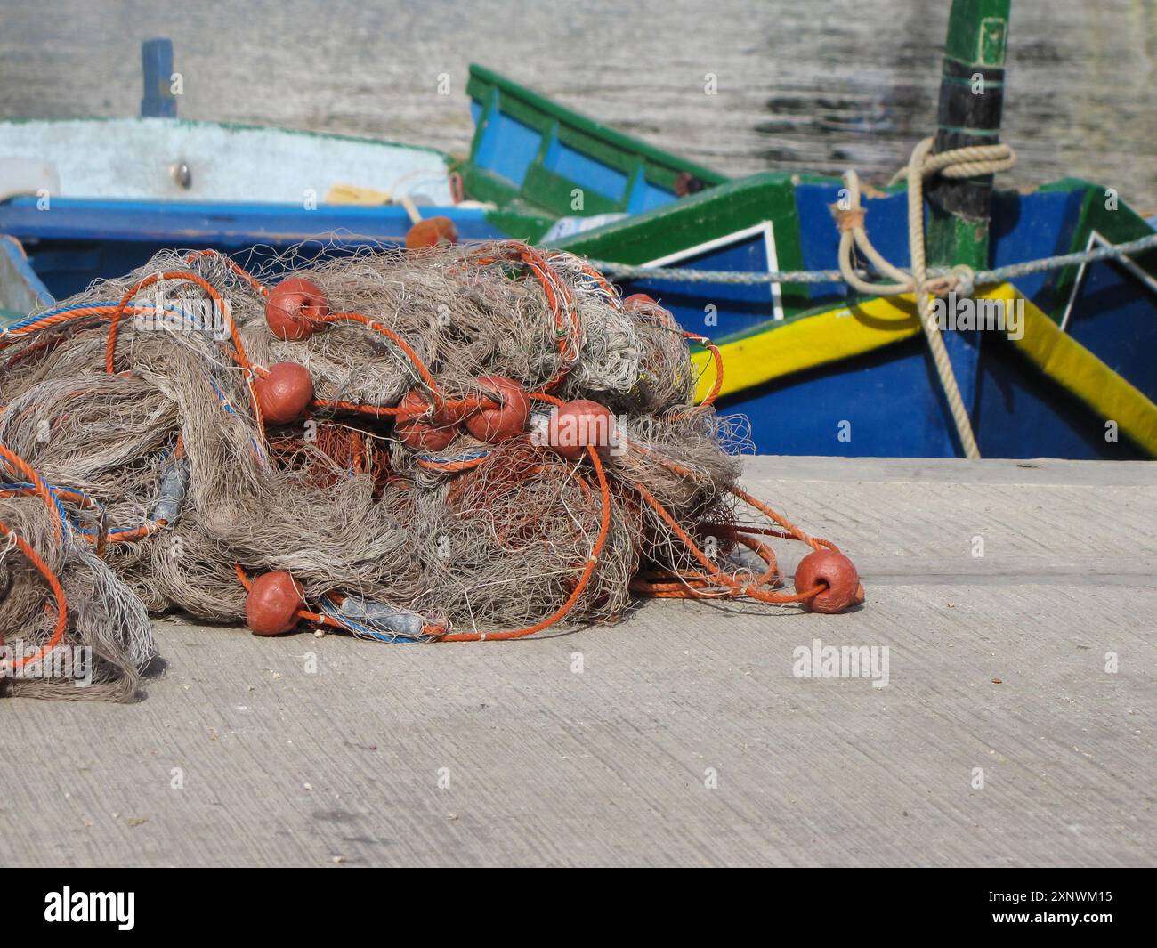 Ropes and netting hi-res stock photography and images - Alamy