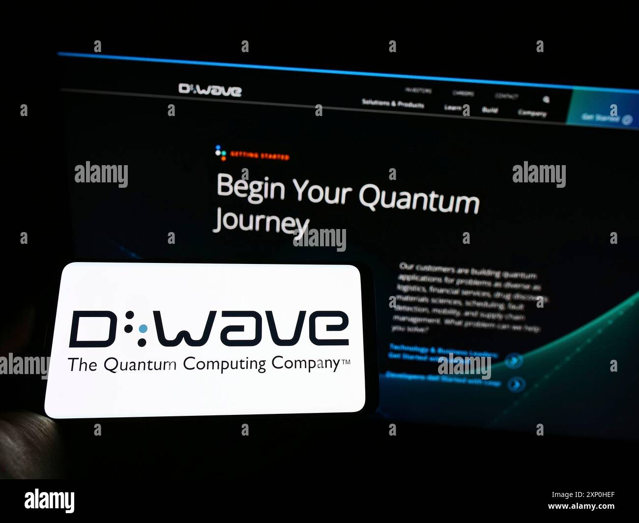 D wave one system hi-res stock photography and images - Alamy