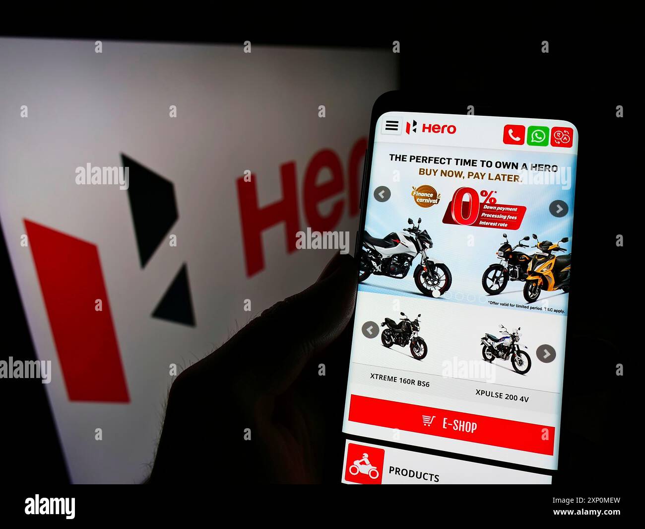 Company hero hi res stock photography and images Alamy