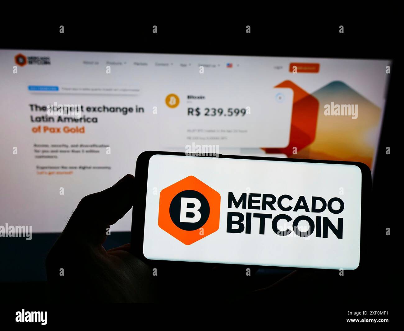 Mercado bitcoin hi-res stock photography and images - Alamy