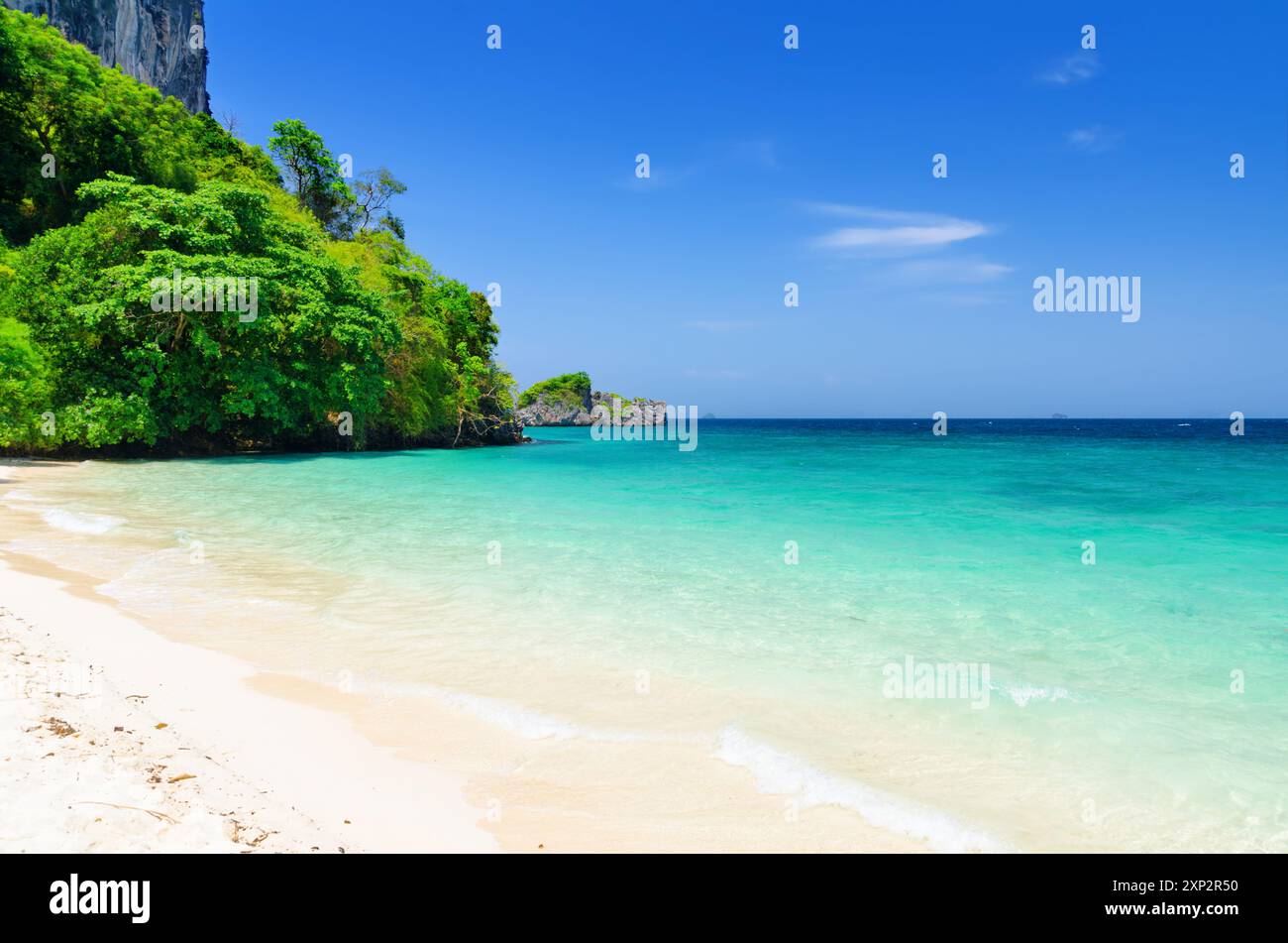 Clear water and blue sky Stock Photo - Alamy