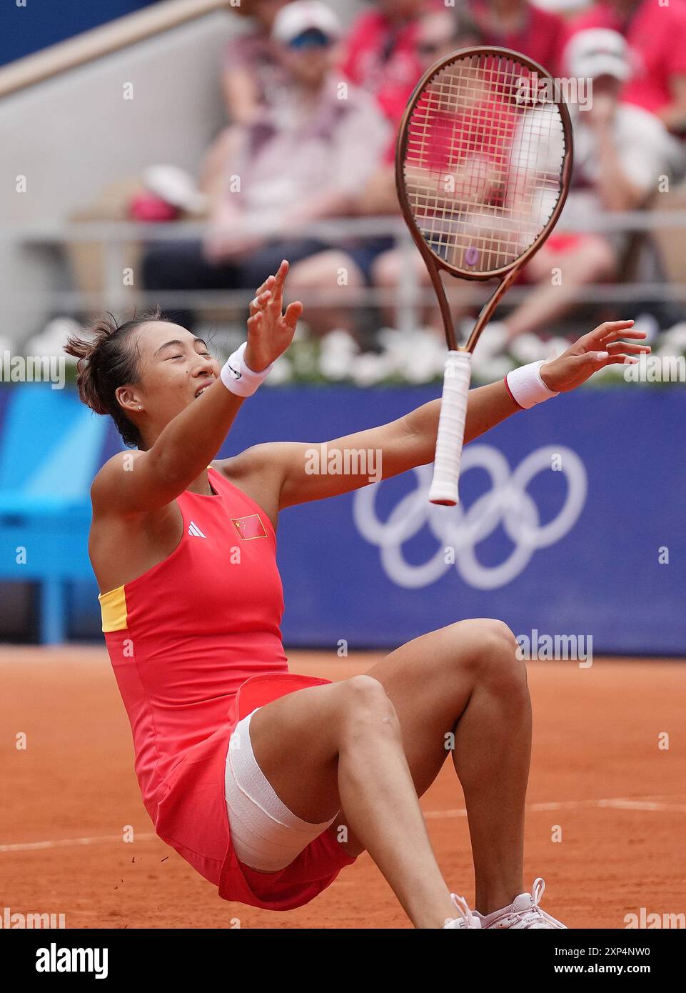 Zheng Qinwen Dominates 16-Year-Old Prodigy in Brutal US Open Clash: A Masterclass in Tennis Zheng Qinwen Dominates 16-Year-Old Prodigy in Brutal US Open Clash: A Masterclass in Tennis