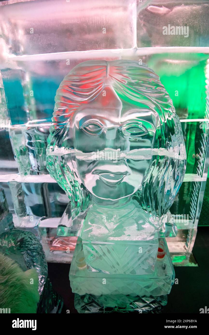Ice Sculpture in Ice Bar Stock Photo - Alamy