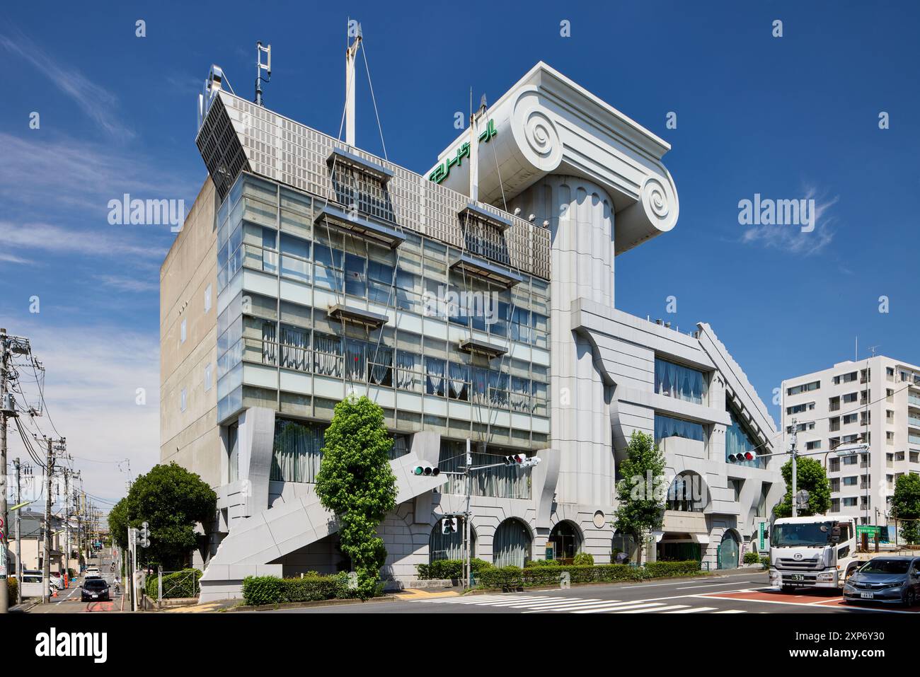 M2 Building, designed by Kuma Kengo, 1991; Setagaya, Tokyo, Japan Stock ...