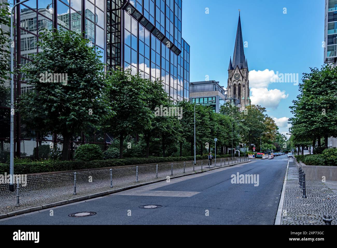 Moderne Architektur und historische Bauten in der Frankfurter Innenstadt Stock Photo