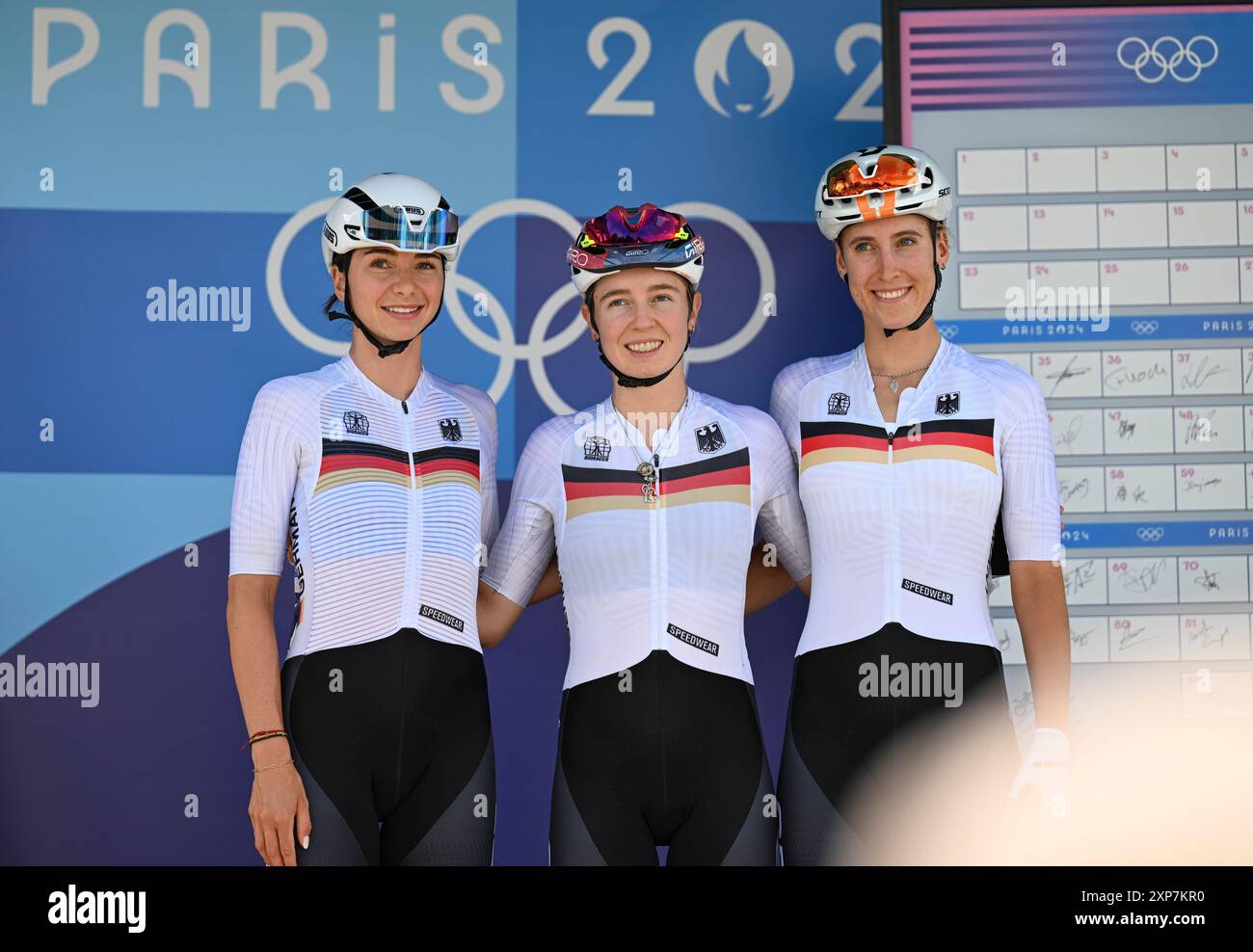 paris-france-4th-aug-2024-liane-lippert-antonia-niedermaier-and