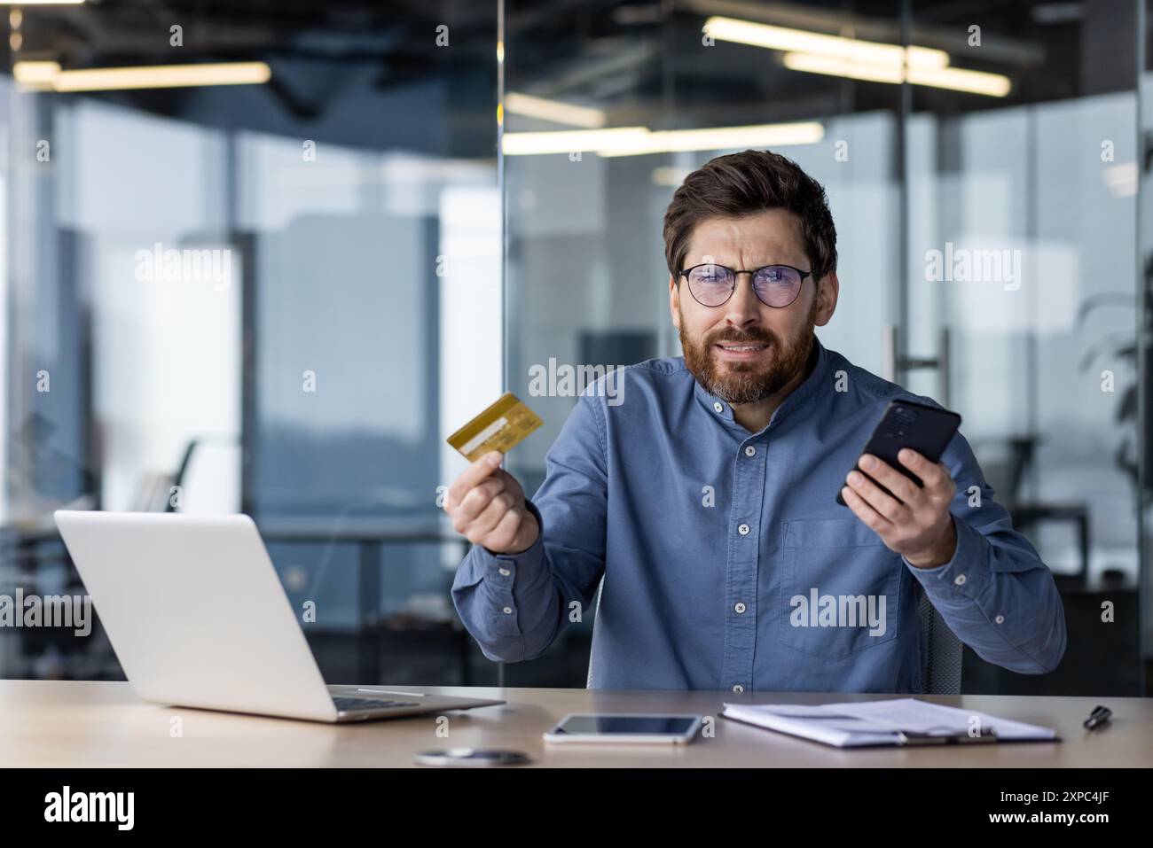 Banking issues hi-res stock photography and images - Alamy
