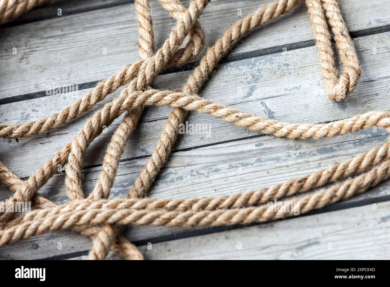 Ship's rope knot hi-res stock photography and images - Alamy
