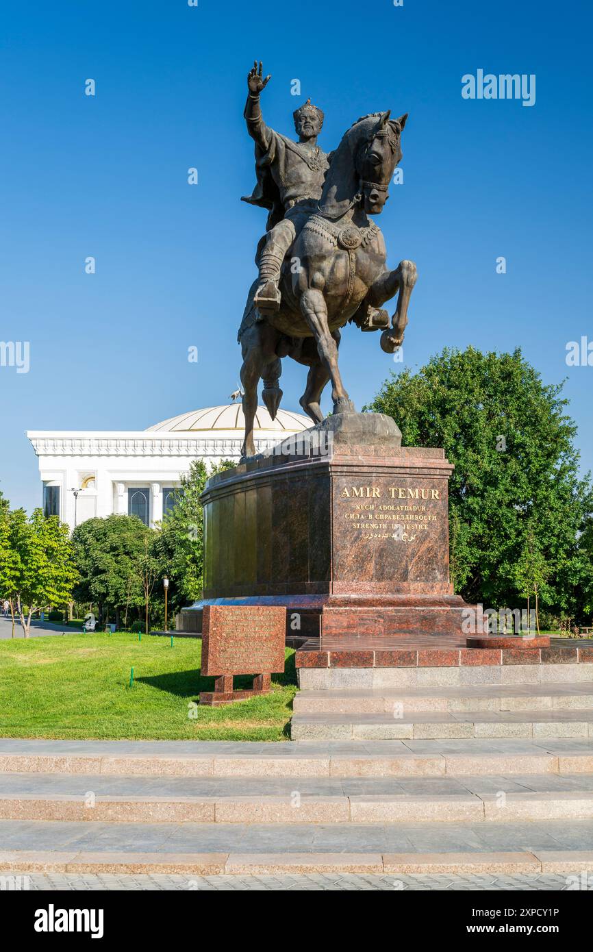 Statue of Amir Timur, Amir Timure square, Tashkent, Uzbekistan Stock Photo