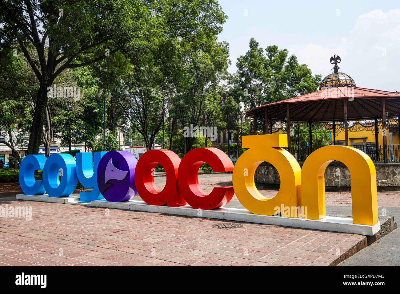 Letras de la ciudad hi-res stock photography and images - Alamy