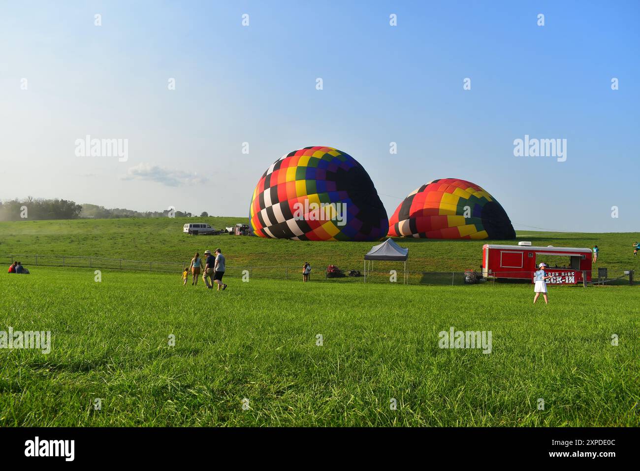 Hot air balloons over iowa fields hi-res stock photography and images ...
