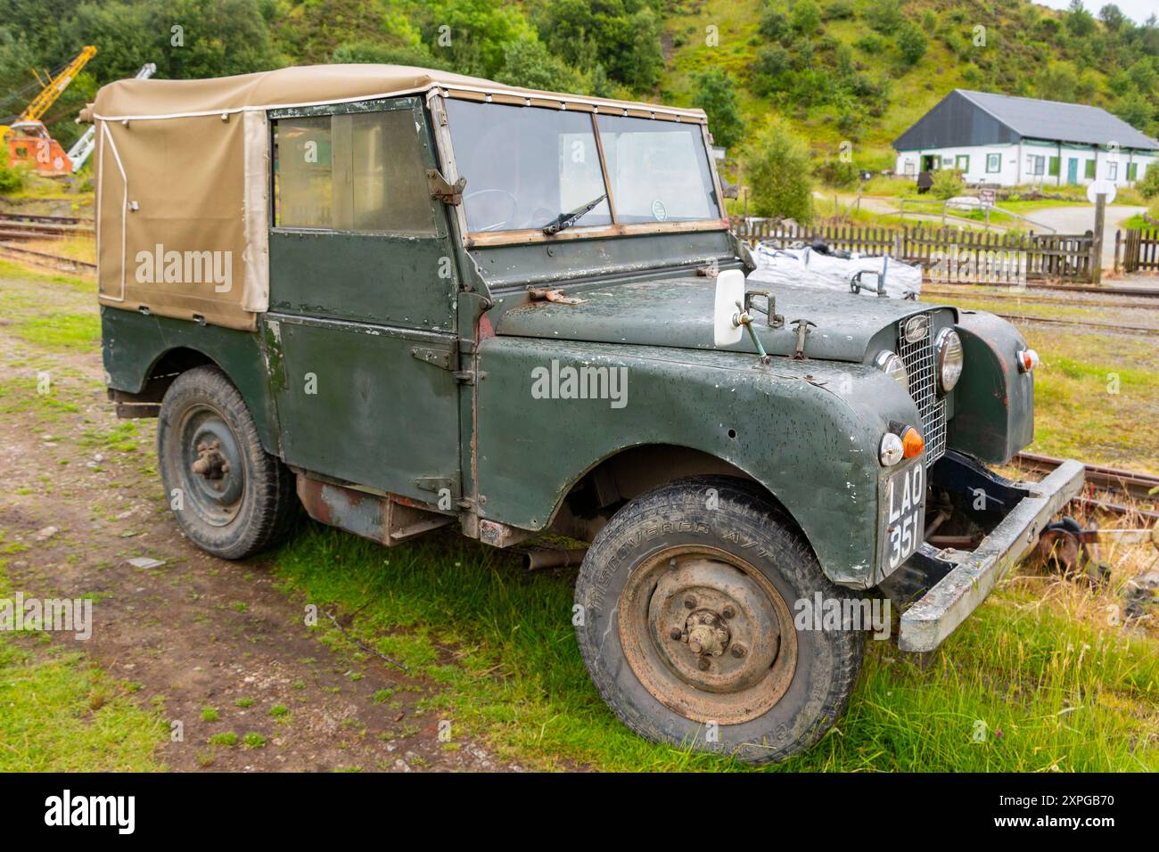 Range Rover Mining vintage green classic land rover defender at Threlkeld Quarry & Mining ...