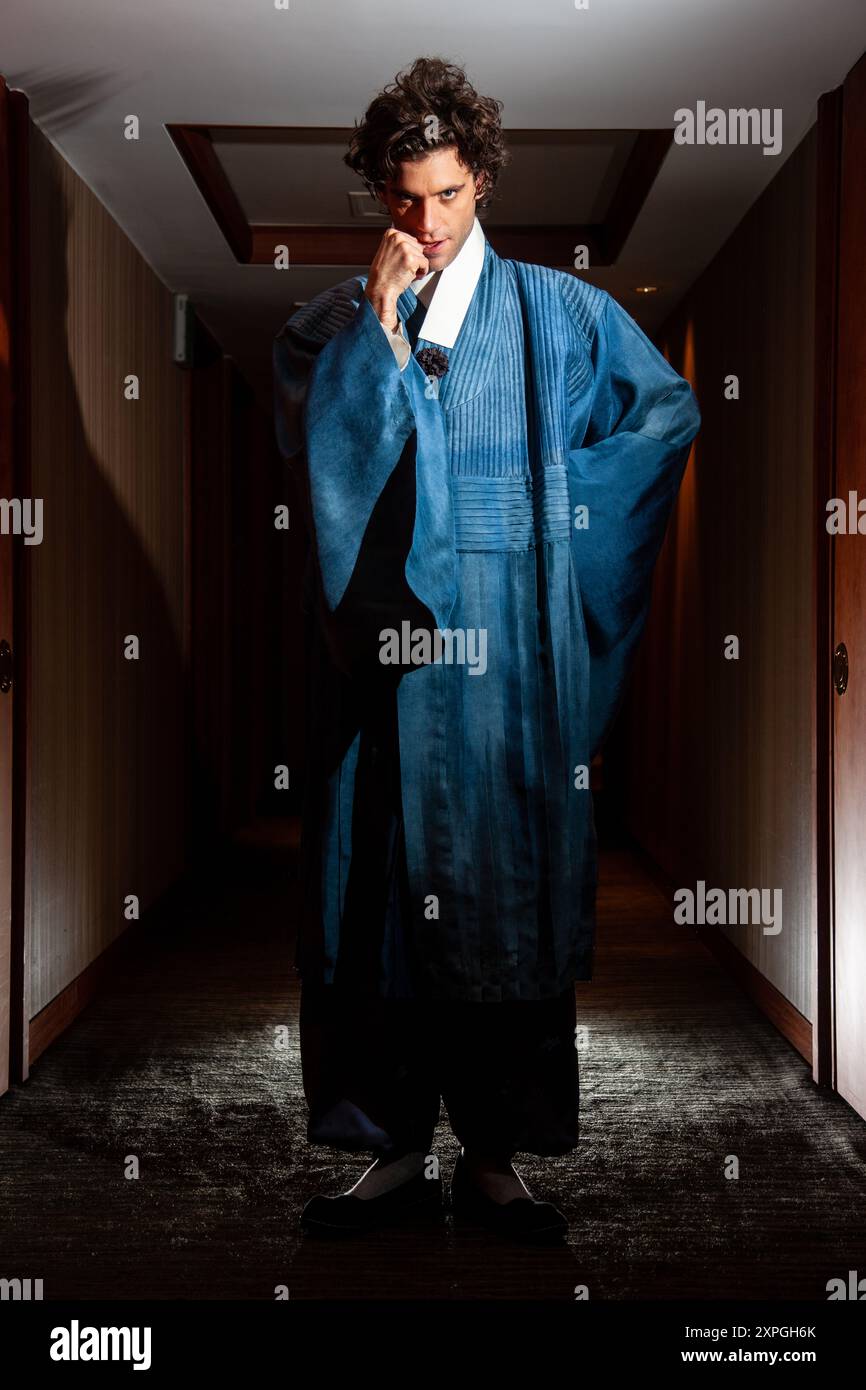Korea girls hi-res stock photography and images - Page 17