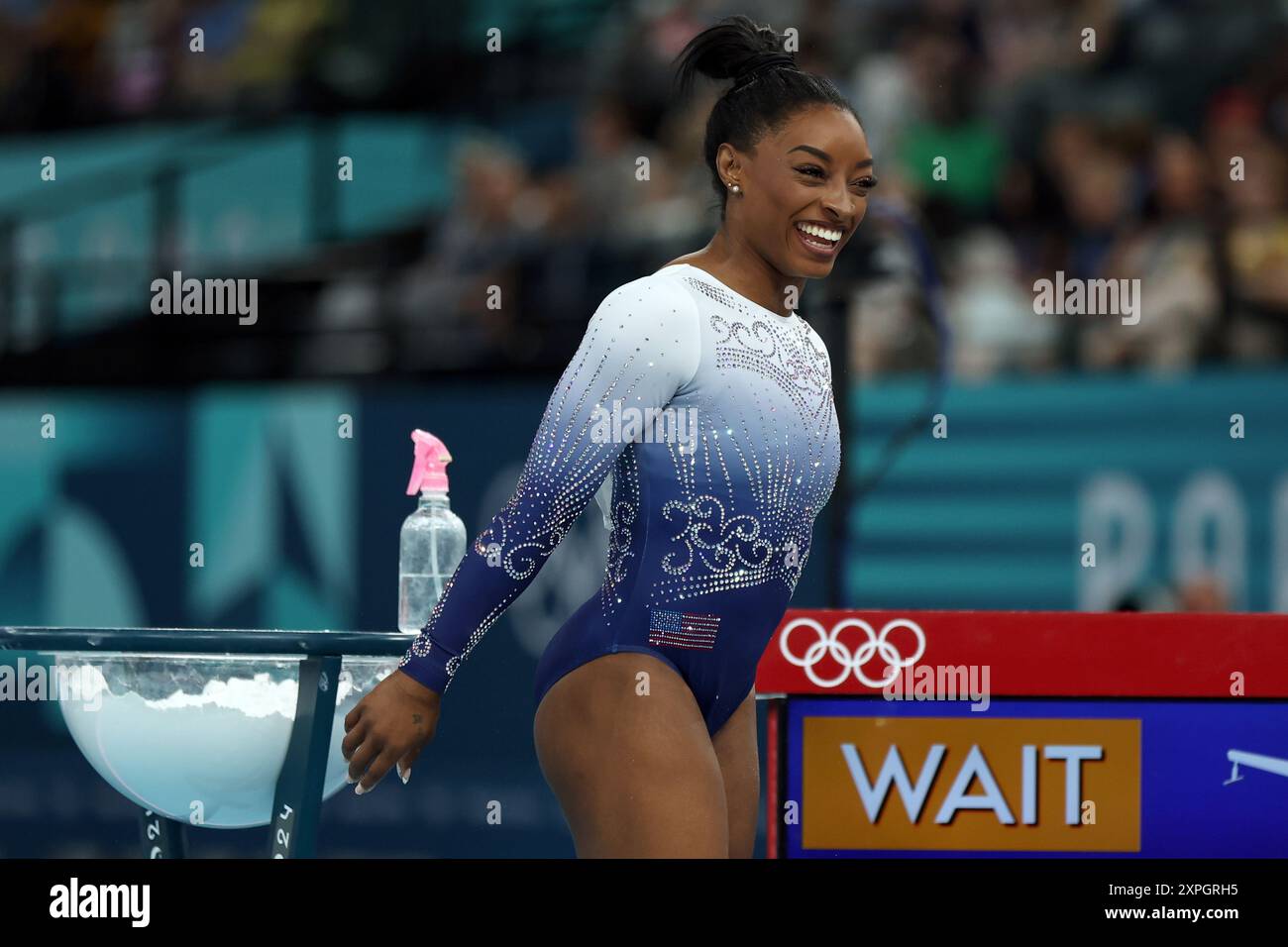 Simone biles paris 2024 bercy beam hires stock photography and images