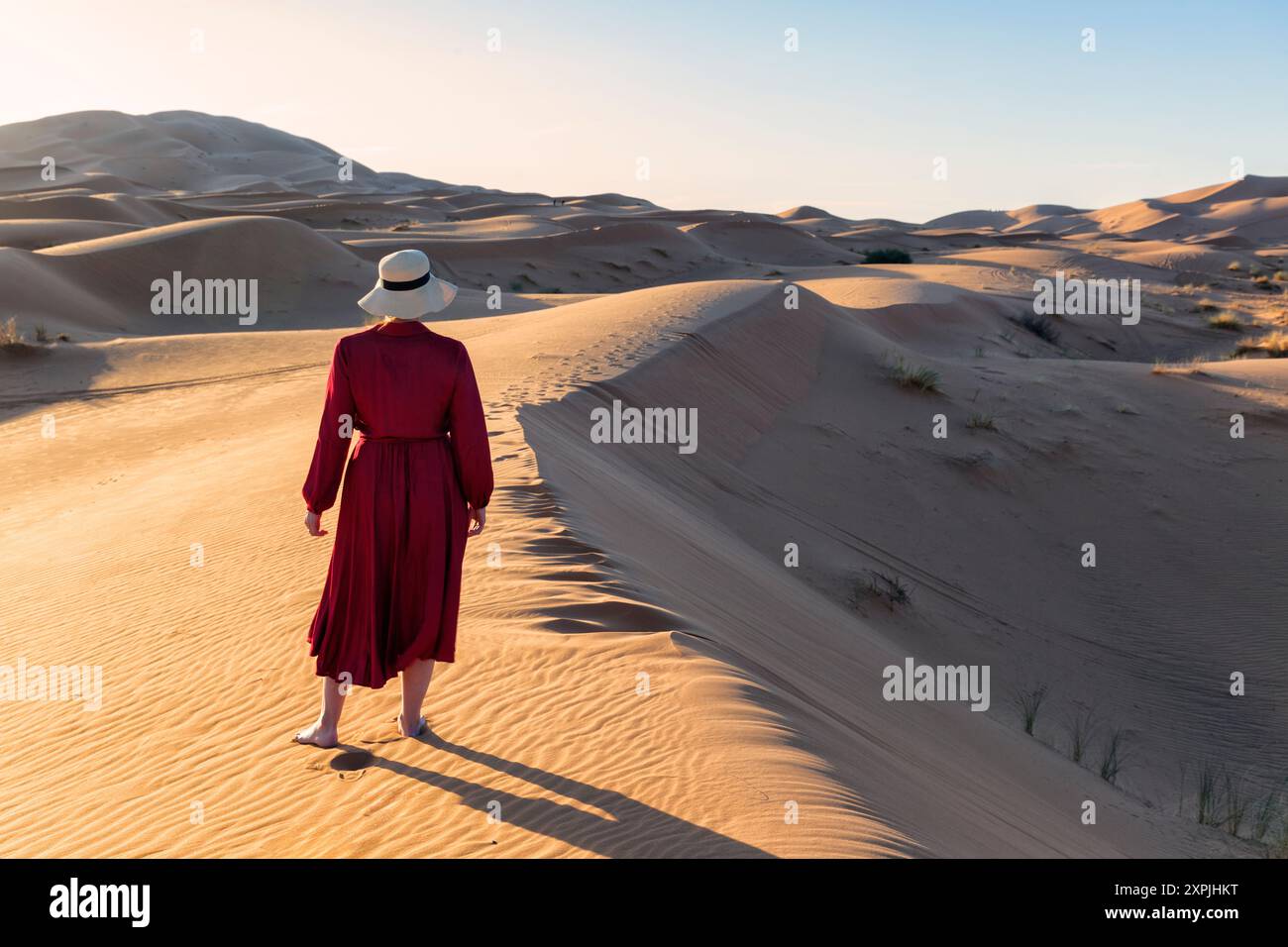 Persian dress hi-res stock photography and images - Alamy