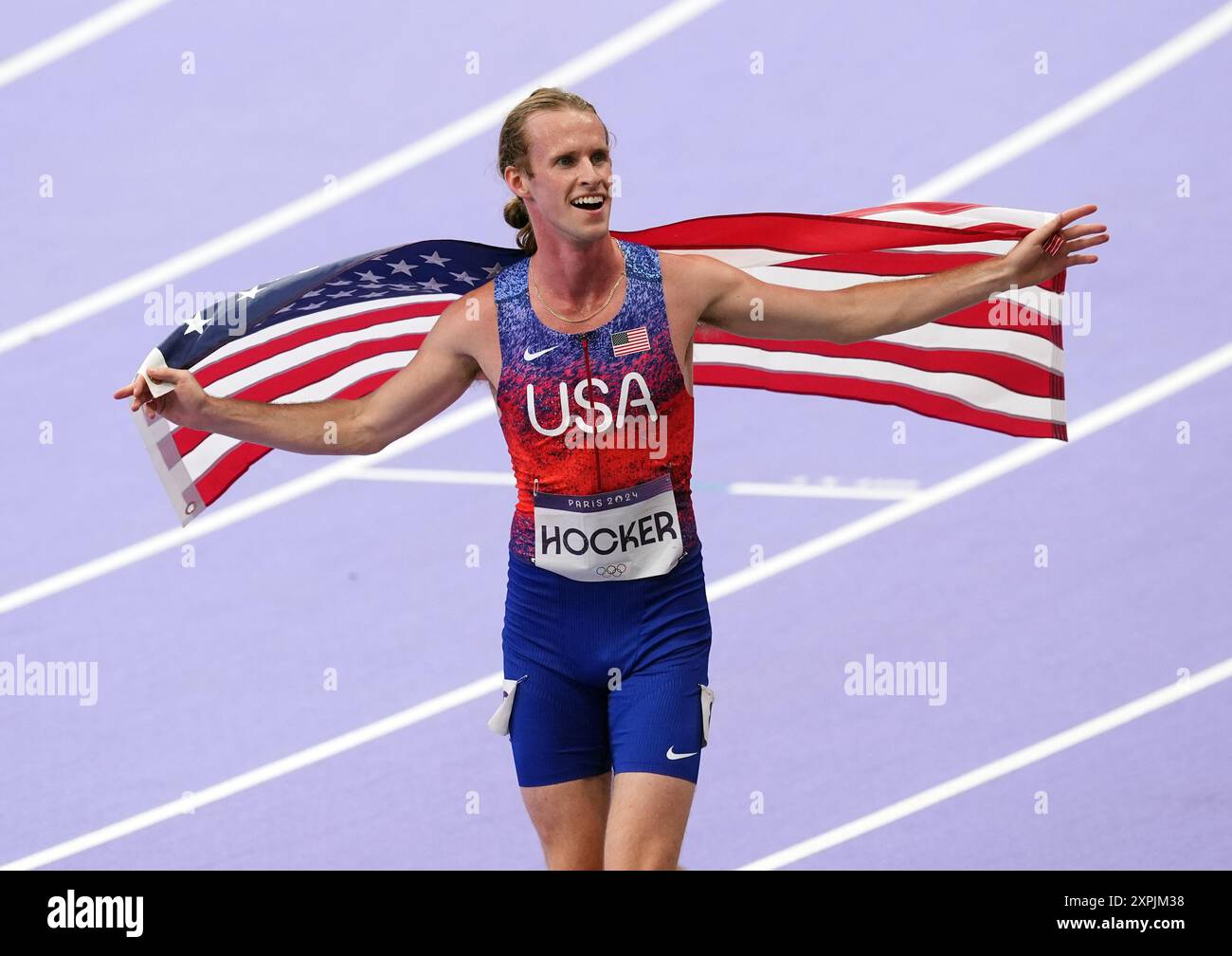 USA's Cole Hocker celebrates winning the Men's 1500m Final at the Stade