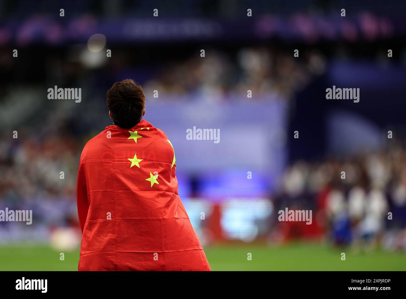 Paris, France. 6th Aug, 2024. Zhao Jie of China celebrates after the ...