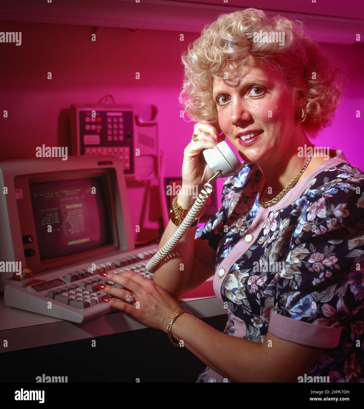 1980s computer monitor hi-res stock photography and images - Alamy
