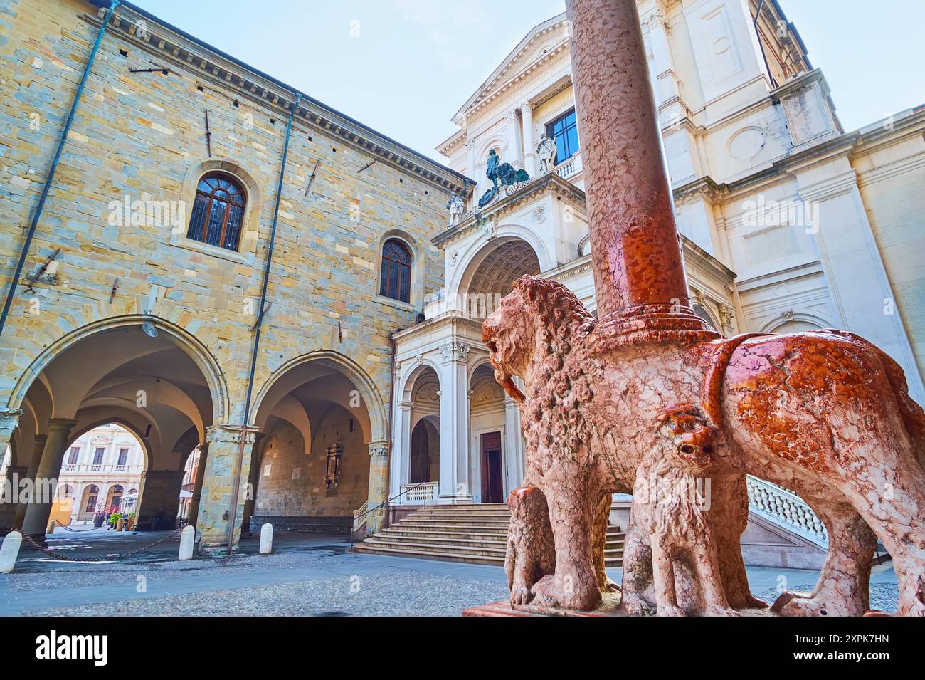 Rossi gate hi-res stock photography and images - Alamy