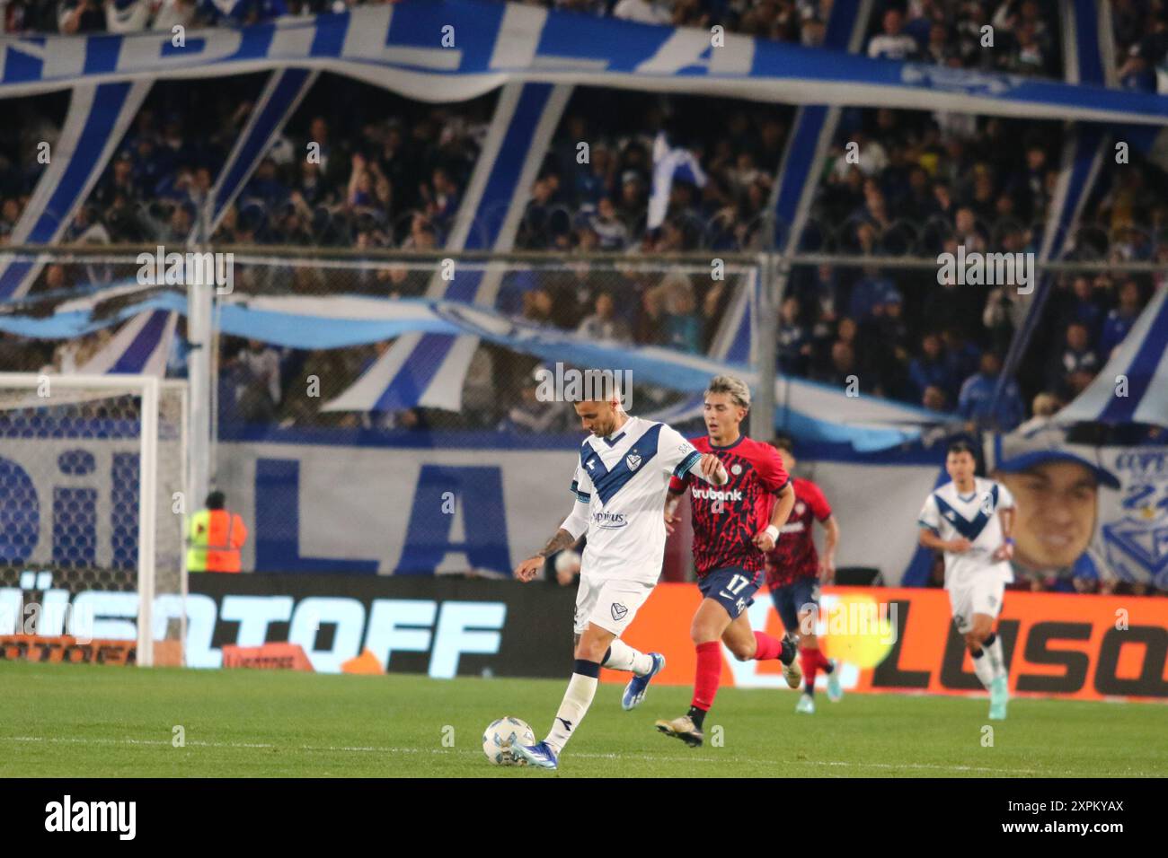 Argentina. 06th Aug, 2024. Buenos Aires, 06.08.2024: Emanuel Mammana of Velez Sarsfield during the match for Copa Argentina at Libertadores de America Stadium ( Credit: Néstor J. Beremblum/Alamy Live News Stock Photo