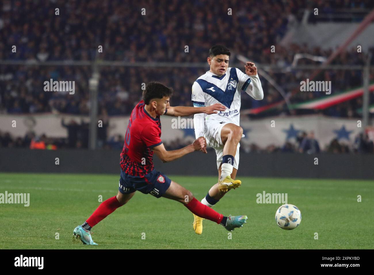 Argentina. 06th Aug, 2024. Buenos Aires, 06.08.2024: Claudio Aquino of Velez Sarsfield during the match for Copa Argentina at Libertadores de America Stadium ( Credit: Néstor J. Beremblum/Alamy Live News Stock Photo