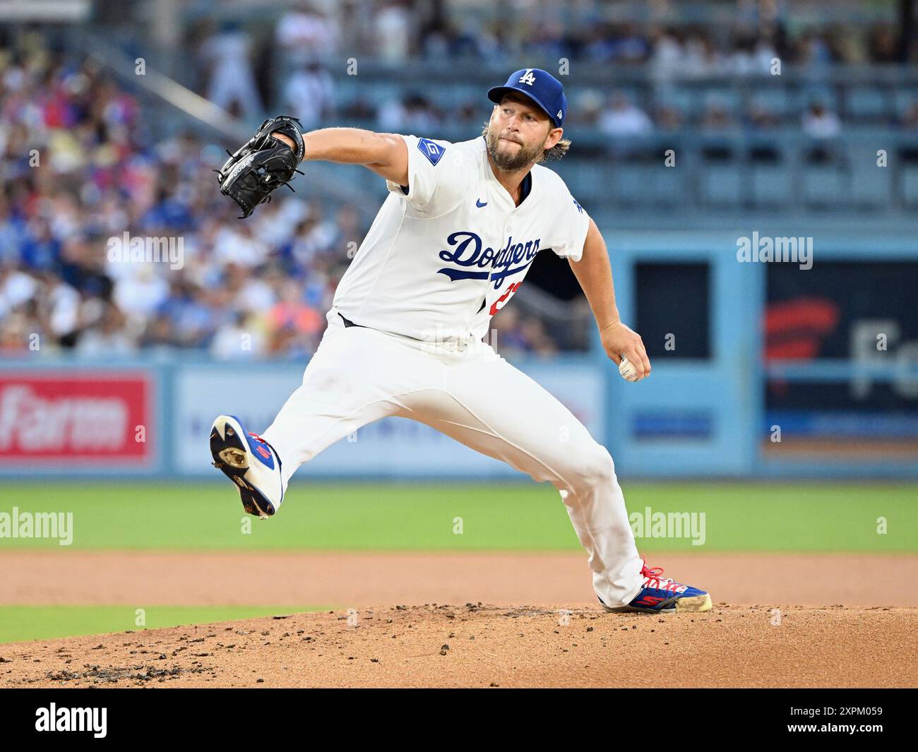 LOS ANGELES, CA - AUGUST 06: Los Angeles Dodgers pitcher Clayton